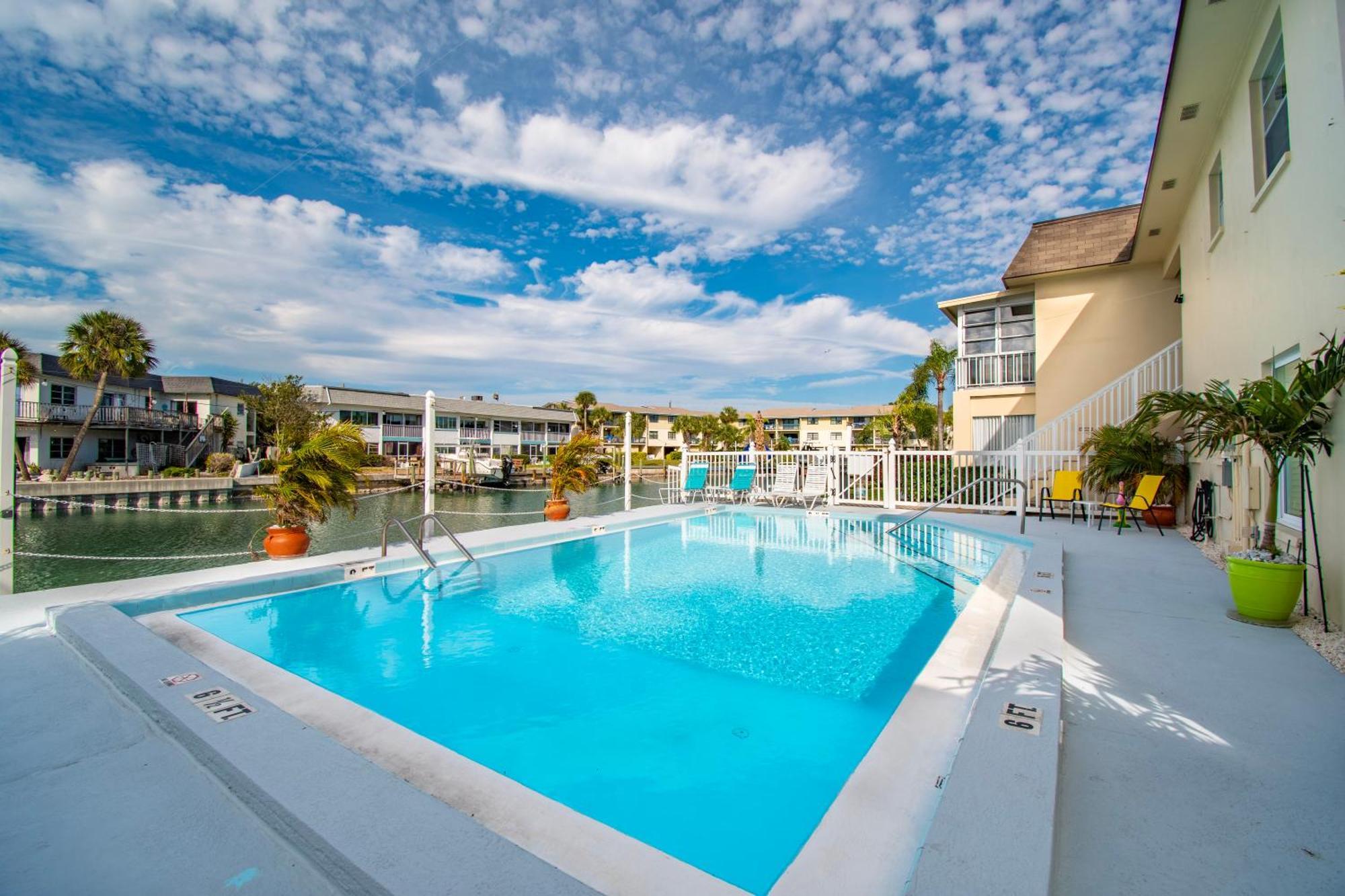 Funshine Pointe Capri Διαμέρισμα St. Pete Beach Εξωτερικό φωτογραφία