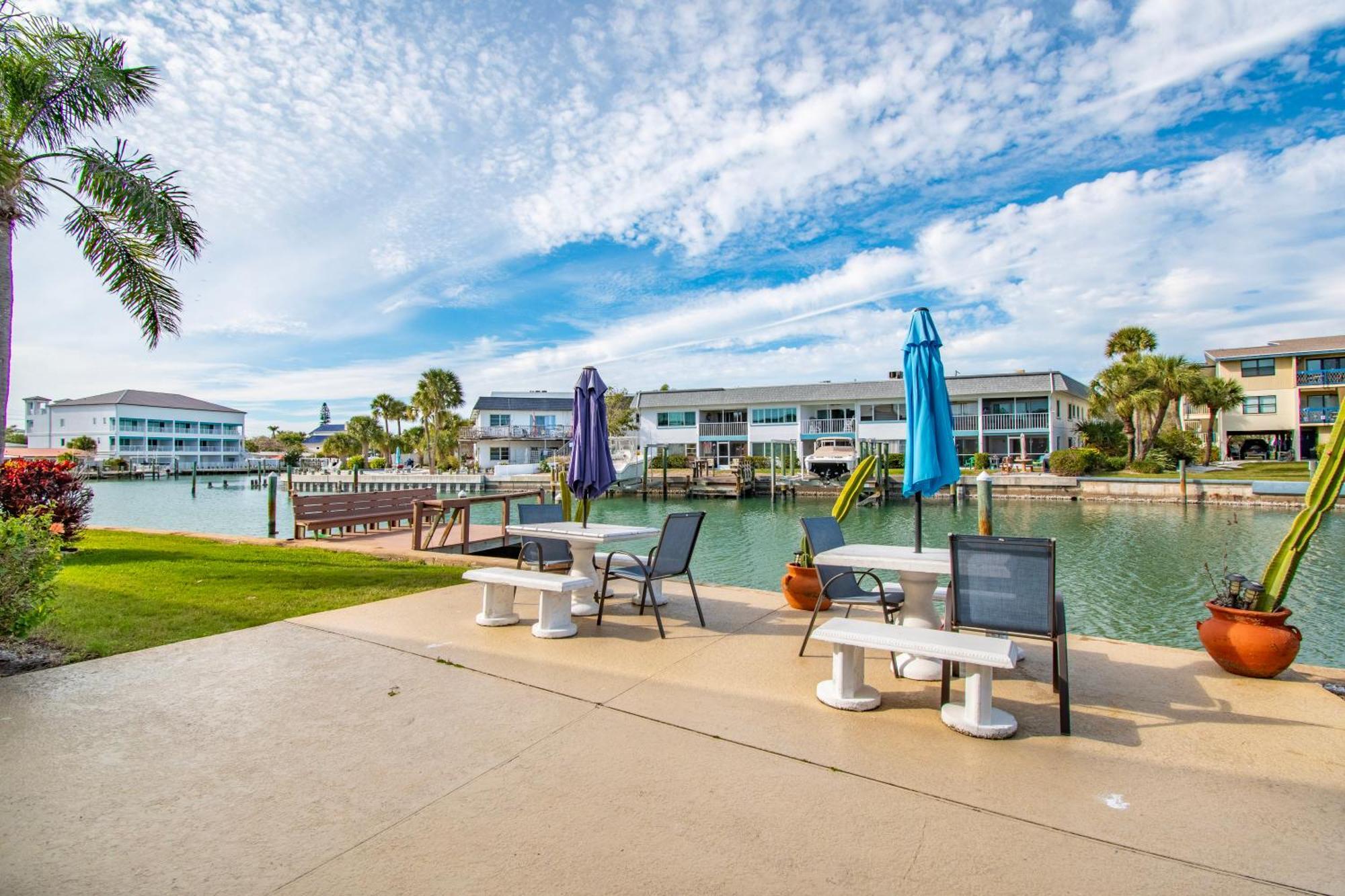 Funshine Pointe Capri Διαμέρισμα St. Pete Beach Εξωτερικό φωτογραφία