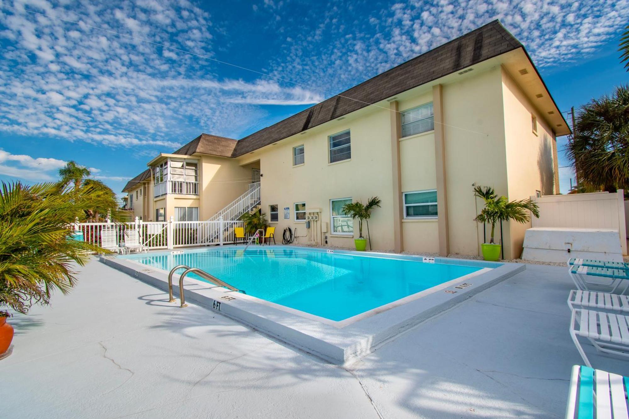 Funshine Pointe Capri Διαμέρισμα St. Pete Beach Εξωτερικό φωτογραφία